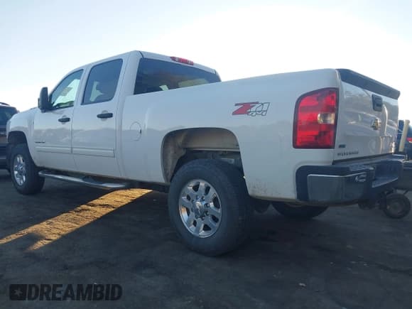✅ 2012 Chevrolet Silverado 2500HD LT • VIN: 1GC1KXCG2CF156302 • Lot: 43600860. Listed on IAAI with 208,899 mi. Free auction sales archive from the USA and detailed vehicle history report at DreamBid. Image 14.