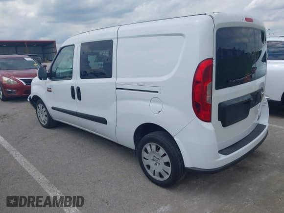 ✅ 2017 Ram ProMaster City Cargo Tradesman SLT • VIN: ZFBERFBB1H6G48054 • Lot: 42112751. Wystawiony na IAAI z przebiegiem 125 934 mil. Bezpłatny archiwum sprzedaży aukcyjnych z USA i szczegółowy raport historii pojazdu na DreamBid. Zdjęcie 3.