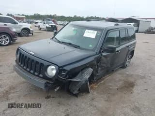 ✅ 2016 Jeep Patriot Latitude • VIN: 1C4NJPFA8GD514886 • Lot: 43637269. Wystawiony na IAAI z przebiegiem 96 472 mil. Bezpłatny archiwum sprzedaży aukcyjnych z USA i szczegółowy raport historii pojazdu na DreamBid. Zdjęcie 6.