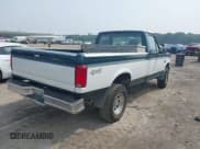 ✅ 1995 Ford F-150 • VIN: 1FTEF14N5SLB99855 • Lot: 42897516. Wystawiony na IAAI z przebiegiem 155 216 mil. Bezpłatny archiwum sprzedaży aukcyjnych z USA i szczegółowy raport historii pojazdu na DreamBid. Zdjęcie 4.