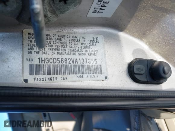 ✅ 1997 Honda Accord EX • VIN: 1HGCD5662VA137356 • Лот: 41258573. Опубликован ранее на IAAI с пробегом 177 751 миль. Бесплатный доступ к архиву аукционных продаж из США и подробный отчёт об истории автомобиля на DreamBid. Изображение 9.