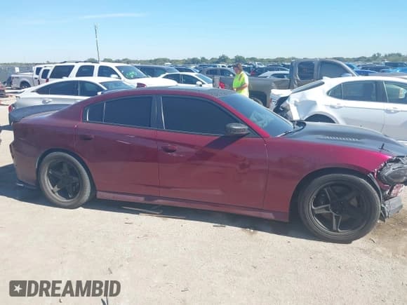 ✅ 2019 Dodge Charger Scat Pack • VIN: 2C3CDXGJ3KH542169 • Lot: 43563649. Listed on IAAI with 56,005 mi. Free auction sales archive from the USA and detailed vehicle history report at DreamBid. Image 14.