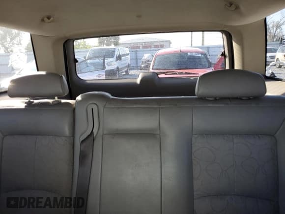 ✅ 2005 Saturn VUE • VIN: 5GZCZ53455S857665 • Lot: 89303695. Wystawiony na Copart z przebiegiem 179 075 mil. Bezpłatny archiwum sprzedaży aukcyjnych z USA i szczegółowy raport historii pojazdu na DreamBid. Zdjęcie 10.