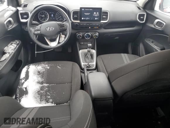 ✅ 2022 Hyundai Venue Limited • VIN: KMHRC8A32NU191972 • Lot: 86271144. Listed on Copart with 19,073 mi. Free auction sales archive from the USA and detailed vehicle history report at DreamBid. Image 8.