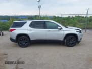 ✅ 2018 Chevrolet Traverse RS • VIN: 1GNERJKXXJJ163575 • Lot: 42869349. Wystawiony na IAAI z przebiegiem 103 158 mil. Bezpłatny archiwum sprzedaży aukcyjnych z USA i szczegółowy raport historii pojazdu na DreamBid. Zdjęcie 14.