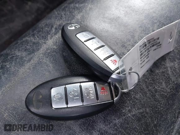 ✅ 2012 Infiniti QX56 8-passenger • VIN: JN8AZ2NC4C9316126 • Lot: 43384045. Wystawiony na IAAI z przebiegiem 208 134 mil. Bezpłatny archiwum sprzedaży aukcyjnych z USA i szczegółowy raport historii pojazdu na DreamBid. Zdjęcie 11.