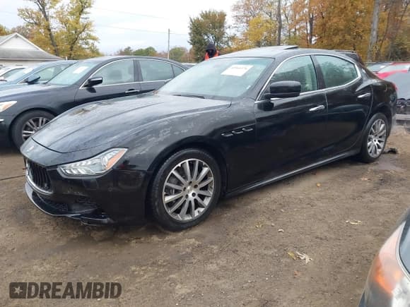 ✅ 2014 Maserati Ghibli S Q4 • VIN: ZAM57RTA6E1083876 • Лот: 43564376. Опубликован ранее на IAAI с пробегом 81 403 миль. Бесплатный доступ к архиву аукционных продаж из США и подробный отчёт об истории автомобиля на DreamBid. Изображение 17.