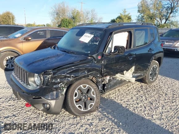 ✅ 2017 Jeep Renegade Trailhawk • VIN: ZACCJBCB9HPG60725 • Лот: 43457037. Опубликован ранее на IAAI с пробегом 82 246 миль. Бесплатный доступ к архиву аукционных продаж из США и подробный отчёт об истории автомобиля на DreamBid. Изображение 20.