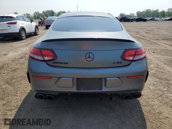 ✅ 2022 Mercedes-Benz C 43 AMG • VIN: W1KWJ6EBXNG107890 • Lot: 66612355. Wystawiony na Copart z przebiegiem 31 090 mil. Bezpłatny archiwum sprzedaży aukcyjnych z USA i szczegółowy raport historii pojazdu na DreamBid. Zdjęcie 6.