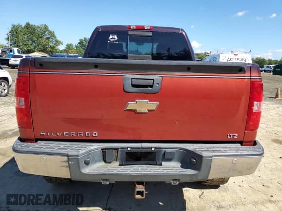 ✅ 2008 Chevrolet Silverado 1500 1LT • VIN: 2GCEK13J481272156 • Лот: 81480865. Опубликован ранее на Copart с пробегом 154 731 миль. Бесплатный доступ к архиву аукционных продаж из США и подробный отчёт об истории автомобиля на DreamBid. Изображение 6.