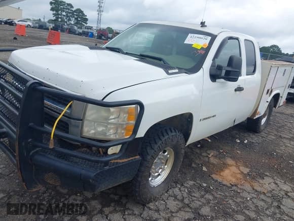 ✅ 2009 Chevrolet Silverado 2500HD • VIN: 1GCHK49649E137146 • Лот: 42290020. Опубликован ранее на IAAI с пробегом 471 702 миль. Бесплатный доступ к архиву аукционных продаж из США и подробный отчёт об истории автомобиля на DreamBid. Изображение 17.