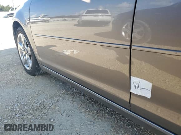 ✅ 2010 Chevrolet Malibu 1LT • VIN: 1G1ZC5EB4AF316160 • Lot: 73806264. Listed on Copart with 33,855 mi. Free auction sales archive from the USA and detailed vehicle history report at DreamBid. Image 12.