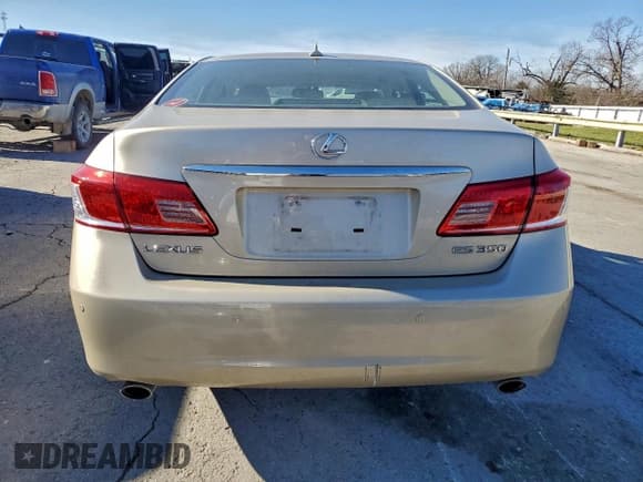 ✅ 2010 Lexus ES 330 • VIN: JTHBK1EG8A2387268 • Лот: 95967265. Опубликован ранее на Copart с пробегом 71 533 миль. Бесплатный доступ к архиву аукционных продаж из США и подробный отчёт об истории автомобиля на DreamBid. Изображение 6.