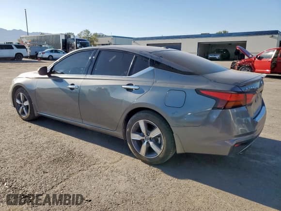 ✅ 2022 Nissan Altima SL • VIN: 1N4BL4EV0NN416545 • Lot: 65704745. Listed on Copart with 38,433 mi. Free auction sales archive from the USA and detailed vehicle history report at DreamBid. Image 2.