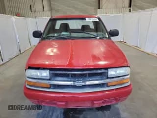 ✅ 2001 Chevrolet S-10 LS • VIN: 1GCCS19W018126074 • Лот: 82839494. Опубликован ранее на Copart с пробегом Не указан. Бесплатный доступ к архиву аукционных продаж из США и подробный отчёт об истории автомобиля на DreamBid. Изображение 5.