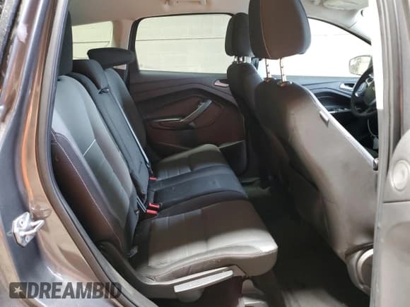 ✅ 2014 Ford Escape SE • VIN: 1FMCU0GX8EUB91263 • Lot: 90599965. Wystawiony na Copart z przebiegiem 72 813 mil. Bezpłatny archiwum sprzedaży aukcyjnych z USA i szczegółowy raport historii pojazdu na DreamBid. Zdjęcie 11.