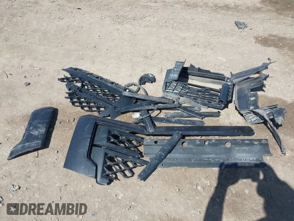 ✅ 2023 Nissan Titan Pro-4X • VIN: 1N6AA1ED8PN111361 • Lot: 42002696. Wystawiony na IAAI z przebiegiem 28 958 mil. Bezpłatny archiwum sprzedaży aukcyjnych z USA i szczegółowy raport historii pojazdu na DreamBid. Zdjęcie 12.