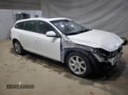 ✅ 2015 Volvo V60 • VIN: YV126MEA0F1201636 • Lot: 87406285. Listed on Copart with 105,684 mi. Free auction sales archive from the USA and detailed vehicle history report at DreamBid. Image 4.