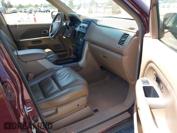 ✅ 2007 Honda Pilot EX-L • VIN: 5FNYF28627B020820 • Lot: 42193485. Listed on IAAI with 262,258 mi. Free auction sales archive from the USA and detailed vehicle history report at DreamBid. Image 5.