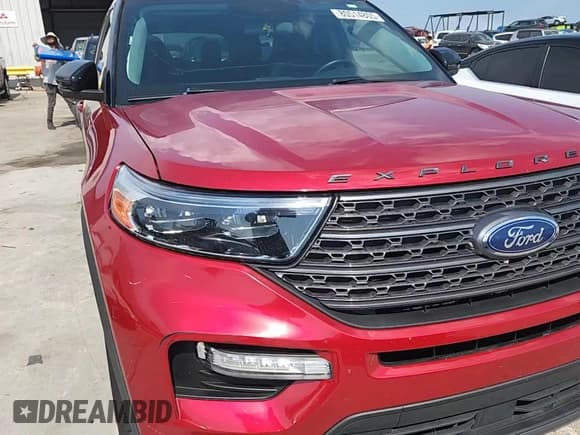 ✅ 2022 Ford Explorer XLT • VIN: 1FMSK7DH0NGA08895 • Lot: 80514805. Wystawiony na Copart z przebiegiem 149 549 mil. Bezpłatny archiwum sprzedaży aukcyjnych z USA i szczegółowy raport historii pojazdu na DreamBid. Zdjęcie 14.