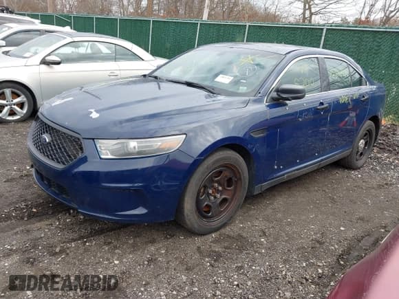 ✅ 2017 Ford Police Interceptor • VIN: 1FAHP2MT8HG126632 • Лот: 41751191. Опубликован ранее на IAAI с пробегом Не указан. Бесплатный доступ к архиву аукционных продаж из США и подробный отчёт об истории автомобиля на DreamBid. Изображение 2.