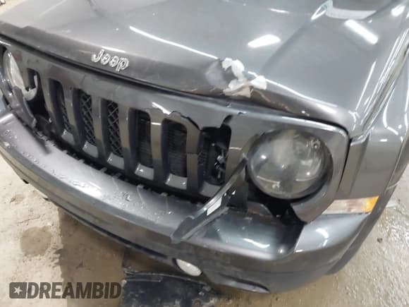 ✅ 2017 Jeep Patriot Latitude • VIN: 1C4NJRFB3HD113980 • Лот: 43850650. Опубликован ранее на IAAI с пробегом 117 885 миль. Бесплатный доступ к архиву аукционных продаж из США и подробный отчёт об истории автомобиля на DreamBid. Изображение 6.