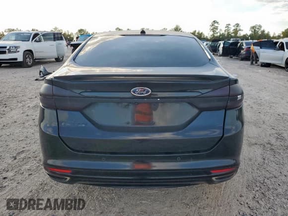 ✅ 2017 Ford Fusion Titanium • VIN: 3FA6P0K97HR130442 • Lot: 91795935. Listed on Copart with 127,324 mi. Free auction sales archive from the USA and detailed vehicle history report at DreamBid. Image 6.