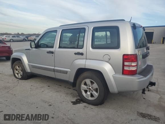 ✅ 2012 Jeep Liberty Sport Latitude • VIN: 1C4PJMAK6CW148531 • Лот: 93420235. Опубликован ранее на Copart с пробегом 155 549 миль. Бесплатный доступ к архиву аукционных продаж из США и подробный отчёт об истории автомобиля на DreamBid. Изображение 2.