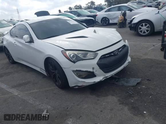 2013 Hyundai Genesis Coupe R-Spec с VIN KMHHU6KJ6DU081340, выставлен на аукционе IAAI как лот 41528083 с пробегом 73 917 миль миль и . История ставок и продаж доступна на DreamBid. Изображение 1.