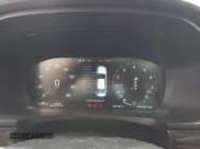 ✅ 2018 Volvo S90 Momentum • VIN: LVY992MK4JP004803 • Лот: 43537065. Опубликован ранее на IAAI с пробегом 119 276 миль. Бесплатный доступ к архиву аукционных продаж из США и подробный отчёт об истории автомобиля на DreamBid. Изображение 7.