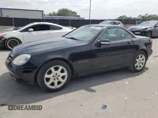 ✅ 2003 Mercedes-Benz SLK 230 Kompressor • VIN: WDBKK49F13F277323 • Lot: 53980515. Wystawiony na Copart z przebiegiem 174 276 mil. Bezpłatny archiwum sprzedaży aukcyjnych z USA i szczegółowy raport historii pojazdu na DreamBid. Zdjęcie 1.