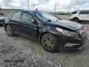 2017 Hyundai Sonata 2.4L z VIN 5NPE24AF1HH555127, wystawiony jako Copart lot #90714645 z przebiegiem 99 700 mil mil oraz Czysty tytuł • Clean title. Historia ofert i sprzedaży dostępna na DreamBid. Obrazek 4.