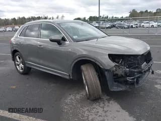 ✅ 2021 Audi Q3 S line Premium Plus • VIN: WA1EECF31M1043105 • Лот: 43633951. Опубликован ранее на IAAI с пробегом 36 324 миль. Бесплатный доступ к архиву аукционных продаж из США и подробный отчёт об истории автомобиля на DreamBid. Изображение 1.