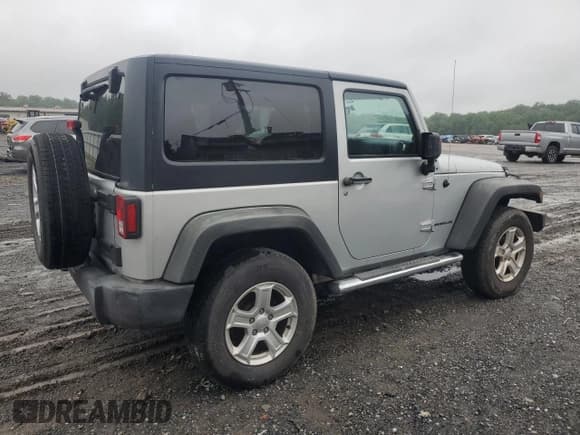 ✅ 2012 Jeep Wrangler Rubicon • VIN: 1C4BJWCG3CL178263 • Lot: 61344335. Listed on Copart with 202,752 mi. Free auction sales archive from the USA and detailed vehicle history report at DreamBid. Image 3.