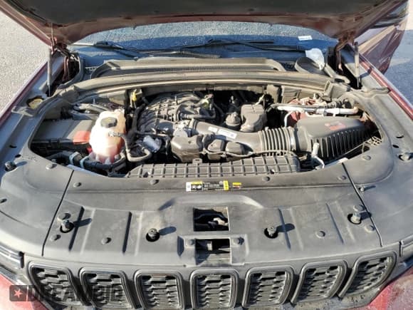 ✅ 2023 Jeep Grand Cherokee Altitude • VIN: 1C4RJGAGXPC534253 • Lot: 82739735. Listed on Copart with 34,033 mi. Free auction sales archive from the USA and detailed vehicle history report at DreamBid. Image 12.