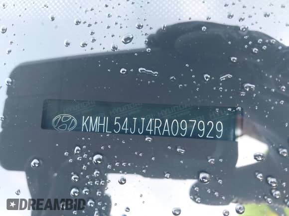 2024 Hyundai Sonata Limited with VIN KMHL54JJ4RA097929, listed as a IAAI auction lot 43276187 with 5,555 mi miles and . Bid and sale history available at DreamBid. Image 18.