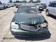 ✅ 2001 Mercedes-Benz C 230/260/280/320 • VIN: WDBRF61J21F089325 • Лот: 57538794. Опубликован ранее на Copart с пробегом 88 695 миль. Бесплатный доступ к архиву аукционных продаж из США и подробный отчёт об истории автомобиля на DreamBid. Изображение 5.