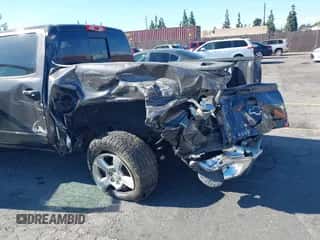 2016 Chevrolet Silverado 1500 LT с VIN 3GCPCREC5GG124235, выставлен на аукционе IAAI как лот 43246919 с пробегом 62 343 миль миль и . История ставок и продаж доступна на DreamBid. Изображение 6.