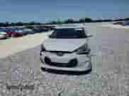 ✅ 2013 Hyundai Veloster RE:MIX • VIN: KMHTC6AD4DU127949 • Лот: 56993075. Размещён на Copart с пробегом 95 772 миль миль. Получите бесплатный доступ к архиву аукционных продаж из США и посмотрите подробный отчёт об истории автомобиля на DreamBid. Изображение 13.