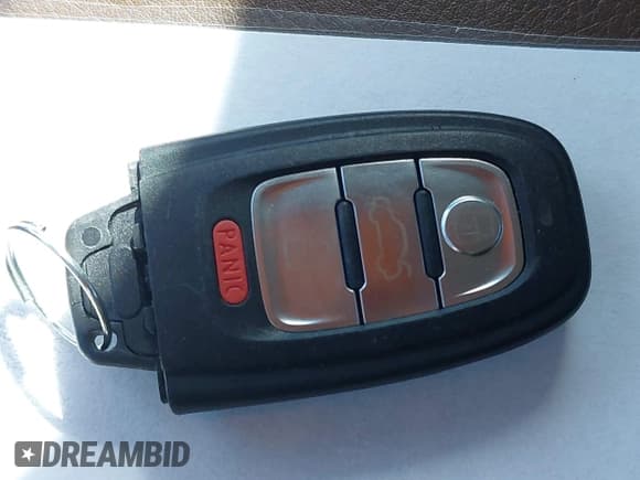 ✅ 2014 Audi A6 Premium Plus • VIN: WAUGFAFC8EN048311 • Lot: 43492448. Wystawiony na IAAI z przebiegiem 100 467 mil. Bezpłatny archiwum sprzedaży aukcyjnych z USA i szczegółowy raport historii pojazdu na DreamBid. Zdjęcie 11.