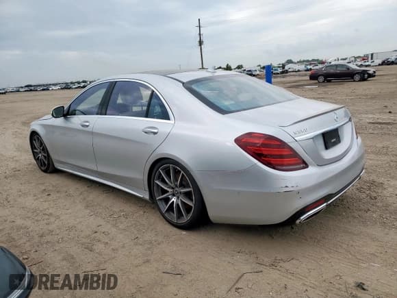✅ 2019 Mercedes-Benz S 560 • VIN: WDDUG8DB1KA480141 • Lot: 63861595. Listed on Copart with 33,515 mi. Free auction sales archive from the USA and detailed vehicle history report at DreamBid. Image 2.