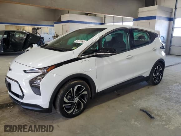 ✅ 2023 Chevrolet Bolt EV 2LT • VIN: 1G1FX6S00P4161160 • Lot: 47355995. Wystawiony na Copart z przebiegiem 14 867 mil. Bezpłatny archiwum sprzedaży aukcyjnych z USA i szczegółowy raport historii pojazdu na DreamBid. Zdjęcie 1.