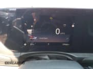 ✅ 2025 Buick Envista Preferred • VIN: KL47LAEP1SB071114 • Lot: 81873235. Wystawiony na Copart z przebiegiem 17 943 mil. Bezpłatny archiwum sprzedaży aukcyjnych z USA i szczegółowy raport historii pojazdu na DreamBid. Zdjęcie 9.