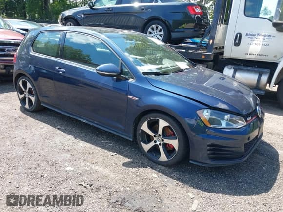 ✅ 2015 Volkswagen Golf GTI S • VIN: 3VWYT7AU0FM064451 • Lot: 42894226. Wystawiony na IAAI z przebiegiem 161 683 mil. Bezpłatny archiwum sprzedaży aukcyjnych z USA i szczegółowy raport historii pojazdu na DreamBid. Zdjęcie 1.