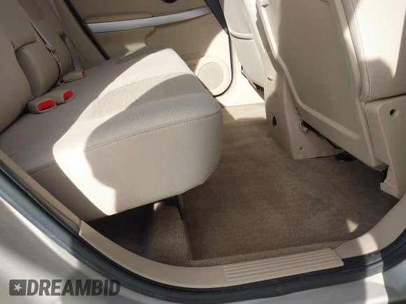 ✅ 2009 Chevrolet Equinox 1LT • VIN: 2CNDL33F496235611 • Лот: 41594284. Опубликован ранее на IAAI с пробегом 75 555 миль. Бесплатный доступ к архиву аукционных продаж из США и подробный отчёт об истории автомобиля на DreamBid. Изображение 8.