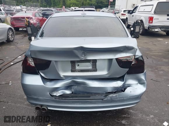 ✅ 2009 BMW 3 Series 328i xDrive • VIN: WBAPK53539A644965 • Лот: 42904556. Опубликован ранее на IAAI с пробегом 128 032 миль. Бесплатный доступ к архиву аукционных продаж из США и подробный отчёт об истории автомобиля на DreamBid. Изображение 16.