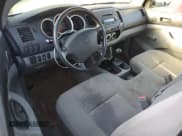 ✅ 2008 Toyota Tacoma • VIN: 5TEPX42N38Z495669 • Lot: 71466305. Wystawiony na Copart z przebiegiem 114 556 mil. Bezpłatny archiwum sprzedaży aukcyjnych z USA i szczegółowy raport historii pojazdu na DreamBid. Zdjęcie 8.