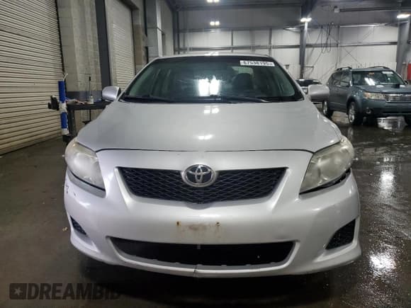 ✅ 2010 Toyota Corolla LE • VIN: 1NXBU4EE2AZ236891 • Lot: 67538195. Wystawiony na Copart z przebiegiem 253 337 mil. Bezpłatny archiwum sprzedaży aukcyjnych z USA i szczegółowy raport historii pojazdu na DreamBid. Zdjęcie 5.