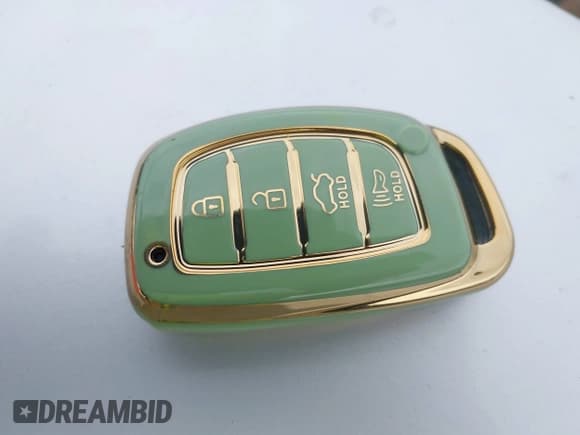 ✅ 2017 Hyundai Elantra Limited • VIN: 5NPD84LF5HH010197 • Lot: 43185033. Listed on IAAI with Not provided. Free auction sales archive from the USA and detailed vehicle history report at DreamBid. Image 11.