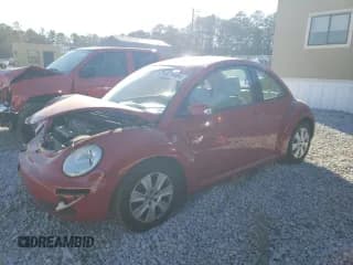 ✅ 2009 Volkswagen Beetle S • VIN: 3VWRW31C79M500647 • Lot: 83794094. Listed on Copart with 164,765 mi. Free auction sales archive from the USA and detailed vehicle history report at DreamBid. Image 1.